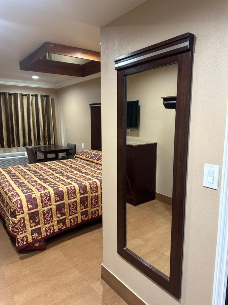 King Room interior